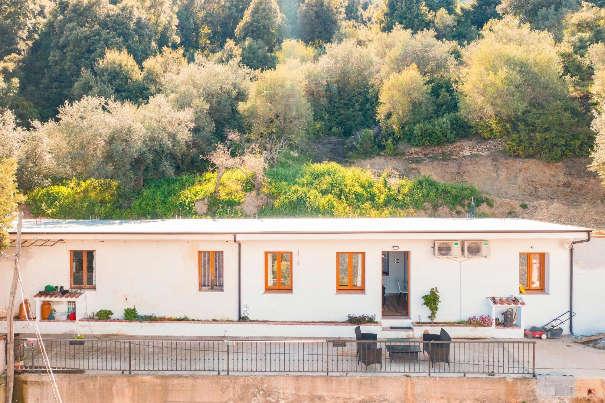 Casa Jerzu S'Essia De Su Santu Vila Exterior foto