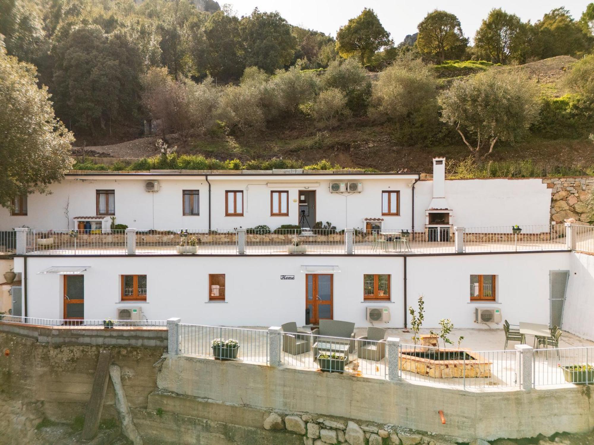 Casa Jerzu S'Essia De Su Santu Vila Exterior foto
